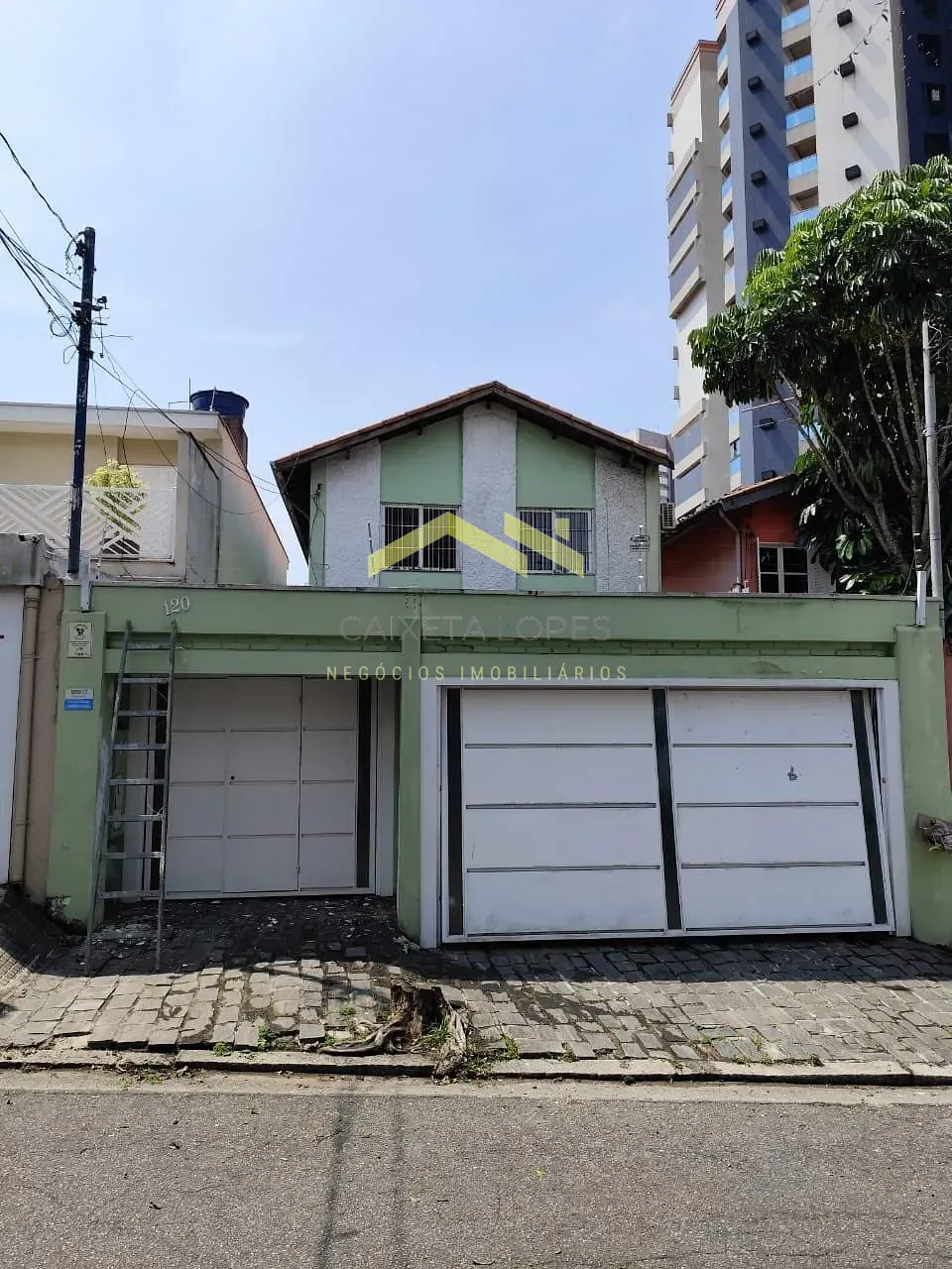 Casa, 1 quarto, 192 m² - Foto 1
