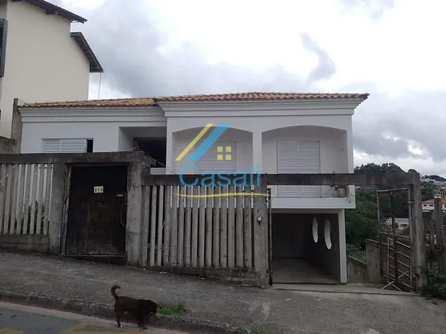 Casa com 454m² 4 quartos e 5 banheiros, à venda, no bairro Jardim das Flores em São Roque