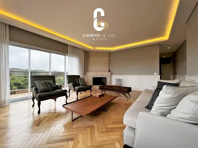 Casa com 1009m² 6 quartos e 8 banheiros, à venda, no bairro Alto do Capivari em Campos Do Jordão