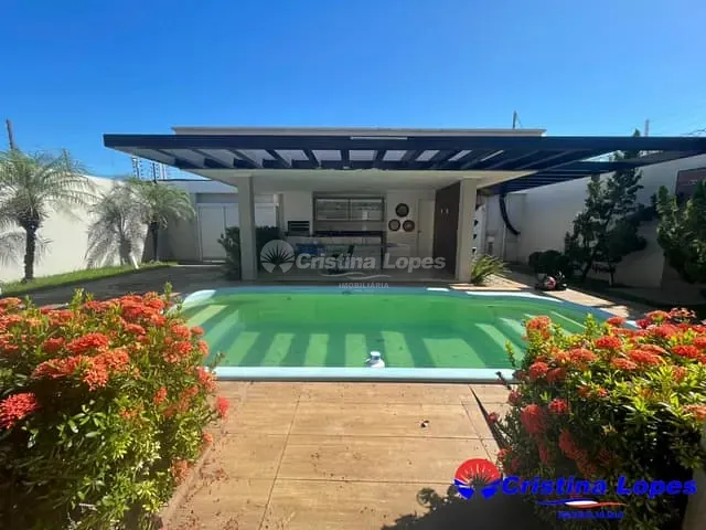 Casa com 426m² 4 quartos e 5 banheiros, à venda, no bairro Lourival Parente em Teresina