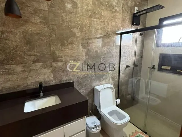 Casa com 510m² 3 quartos e 4 banheiros, à venda, no bairro Vila do Golf em Avenida Oscar Niemeyer