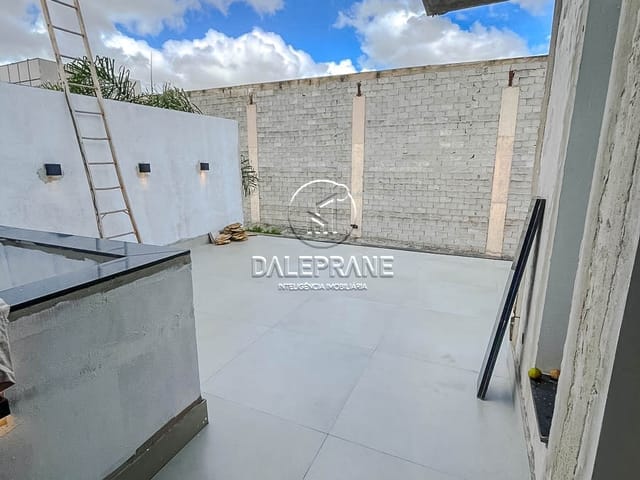 Casa 4 quartos e 5 banheiros, à venda, no bairro Setor Habitacional Arniqueira (Águas Claras) em Brasília