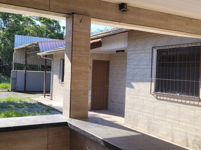 Casa com 312m² 3 quartos e 3 banheiros, à venda, no bairro Nossa Senhora de Fatima em Penha