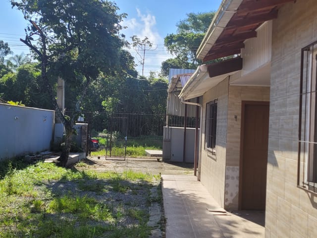 Casa com 312m² 3 quartos e 3 banheiros, à venda, no bairro Nossa Senhora de Fatima em Penha