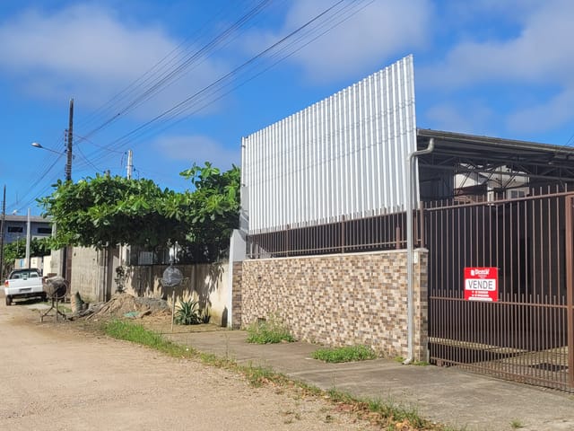 Casa com 312m² 3 quartos e 3 banheiros, à venda, no bairro Nossa Senhora de Fatima em Penha