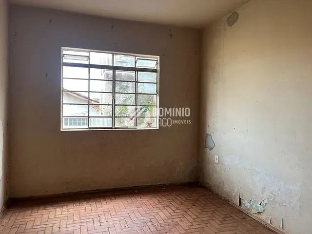 Casa com 164m² 2 quartos e 1 banheiro, à venda, no bairro Estados Unidos em Uberaba