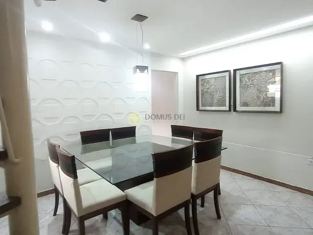 Casa 3 quartos e 5 banheiros, à venda, no bairro Colônia Santo Antônio em Barra Mansa