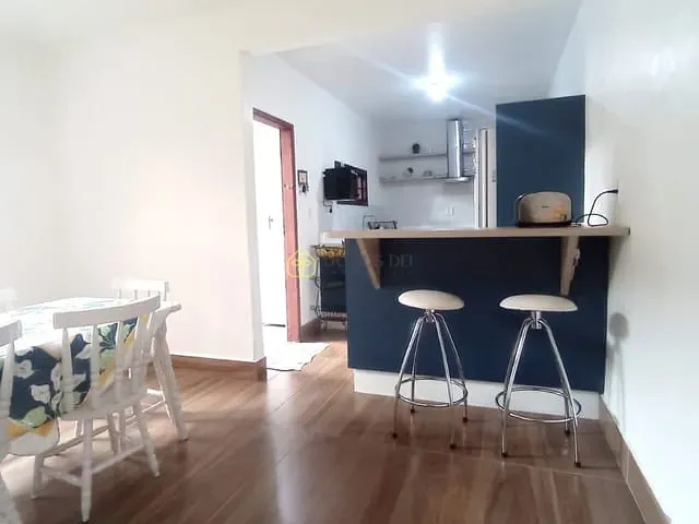 Casa 3 quartos e 5 banheiros, à venda, no bairro Colônia Santo Antônio em Barra Mansa