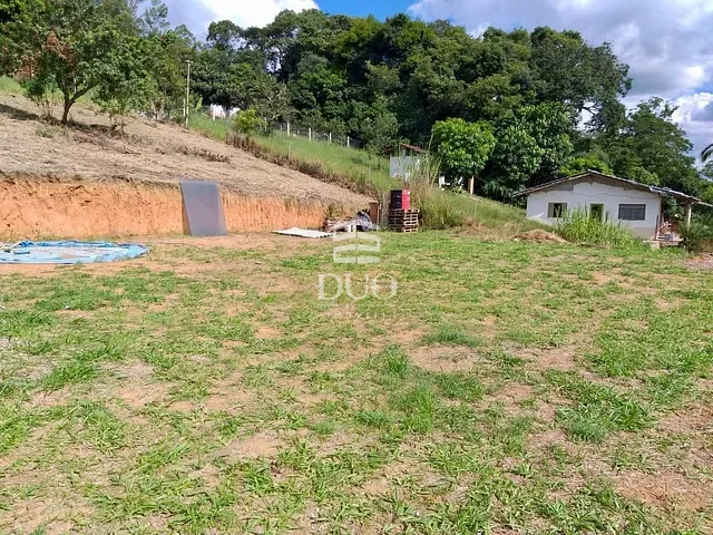 Casa com 900m² 1 quarto e 1 banheiro, à venda, no bairro Morro Grande da Boa Vista em Bragança Paulista