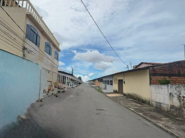 Casa 2 quartos e 1 banheiro, à venda, no bairro COHAB Anil III em São Luís