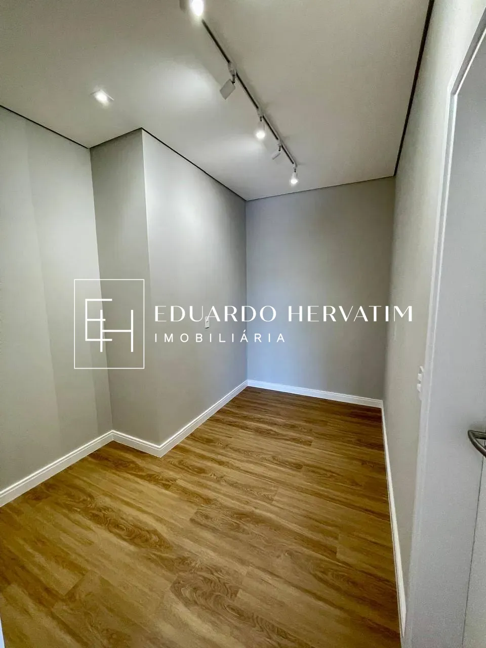 Casa, 4 quartos, 350 m² - Foto 22
