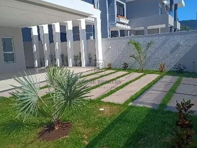 Casa com 366m² 3 quartos e 4 banheiros, à venda, no bairro Ingleses do Rio Vermelho em Florianópolis