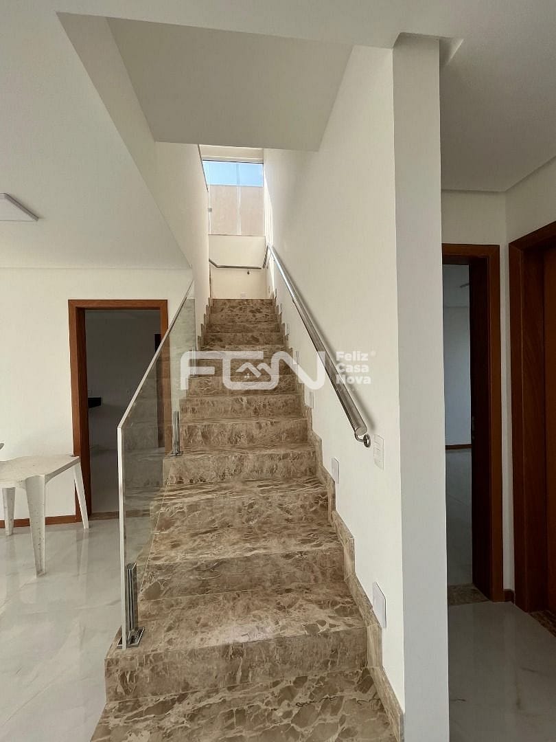 Casa, 4 quartos, 240 m² - Foto 7