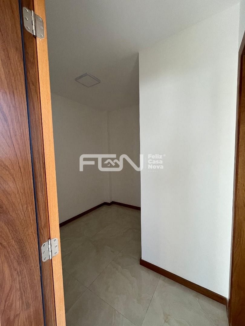 Casa, 4 quartos, 240 m² - Foto 20