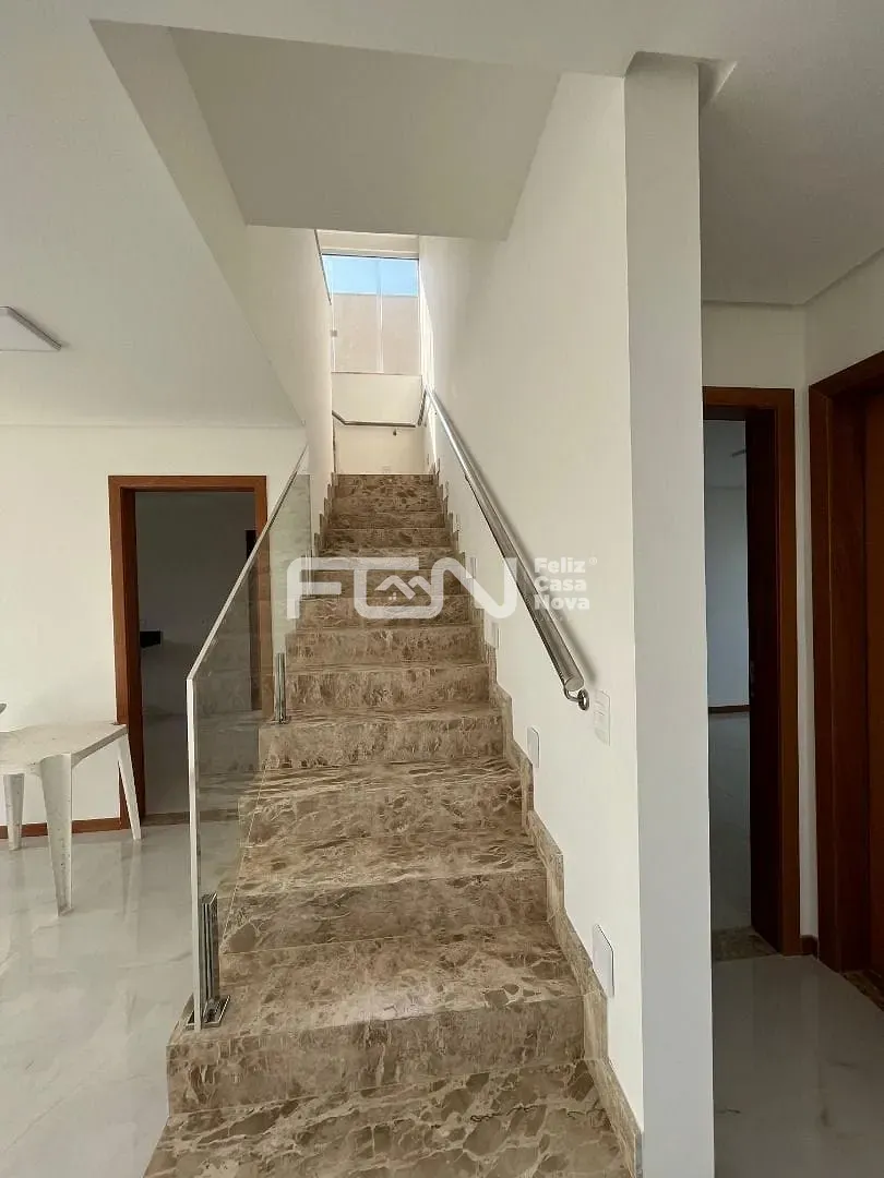 Casa, 4 quartos, 240 m² - Foto 7