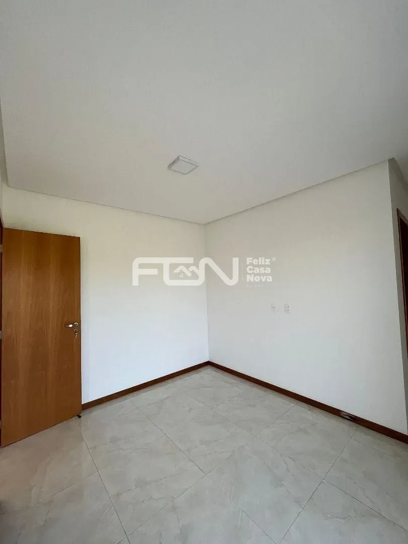 Casa, 4 quartos, 240 m² - Foto 15