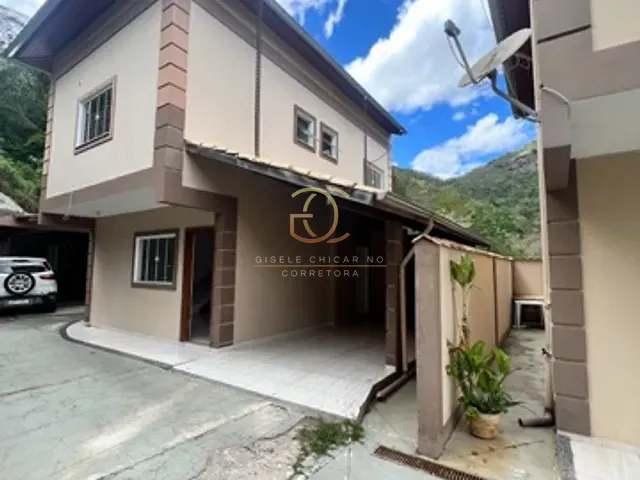 Casa 2 quartos e 3 banheiros, à venda, no bairro Laranjeiras em Valença