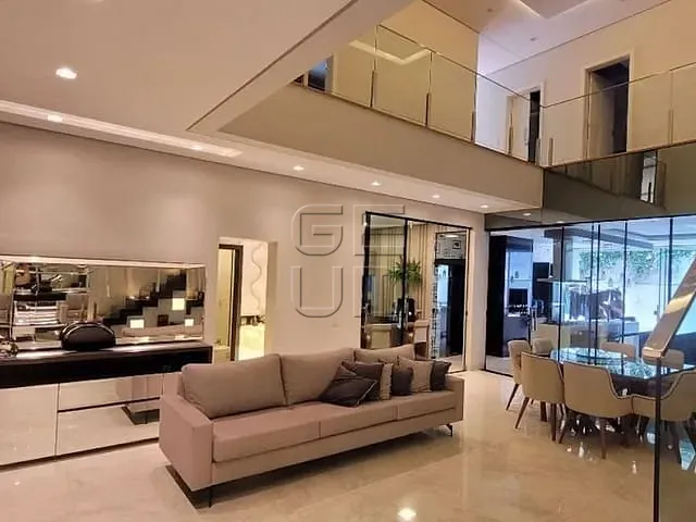 Casa com 360m² 5 quartos e 6 banheiros, à venda, no bairro Esperança em Londrina