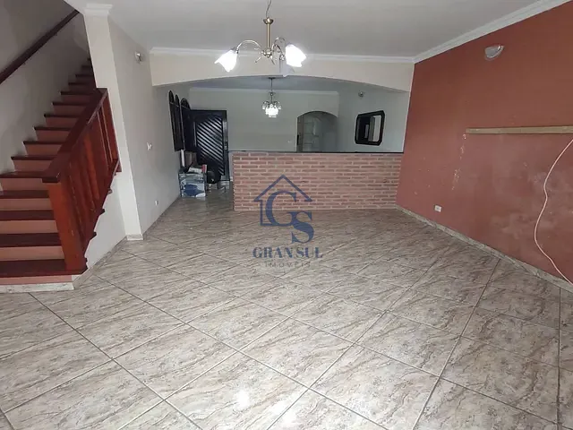 Casa 3 quartos e 2 banheiros, à venda, no bairro Balneário São José em São Paulo