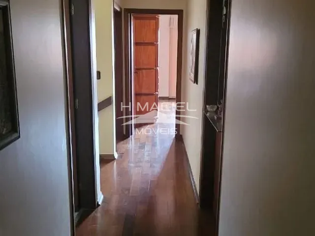 Casa com 300m² 4 quartos e 6 banheiros, à venda, no bairro Jardim Aurelia em Campinas