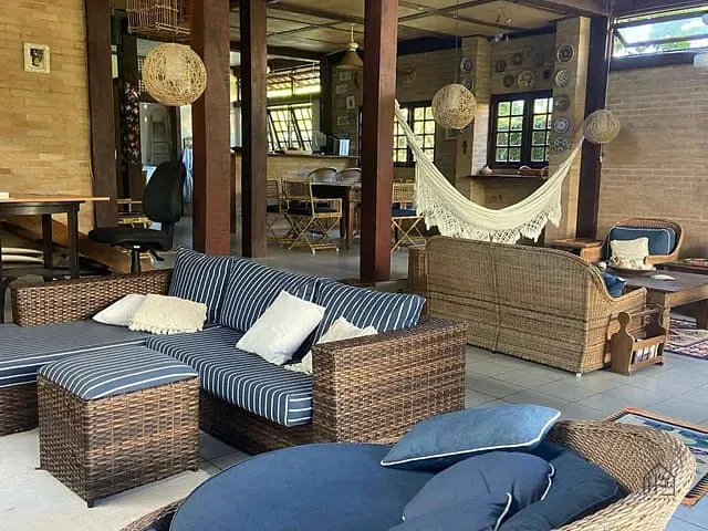 Casa com 403m² 4 quartos e 2 banheiros, à venda, no bairro Guaecá em São Sebastião