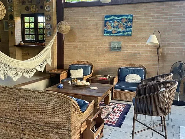 Casa com 403m² 4 quartos e 2 banheiros, à venda, no bairro Guaecá em São Sebastião