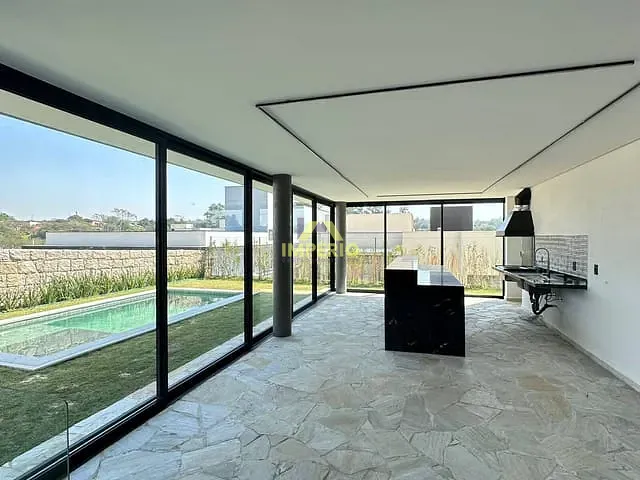 Casa com 471m² 3 quartos e 5 banheiros, à venda, no bairro Portal dos Bandeirantes Salto em Salto