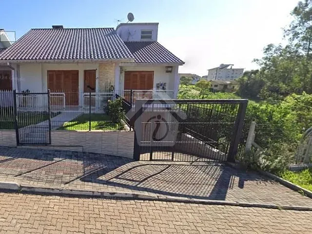 Casa com 248m² 3 quartos e 2 banheiros, à venda, no bairro Centro Administrativo em Teutônia