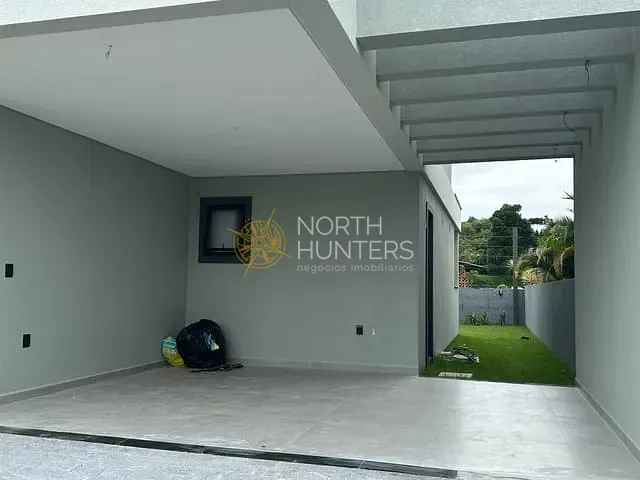 Casa com 233m² 3 quartos e 4 banheiros, à venda, no bairro Cachoeira do Bom Jesus em Florianópolis