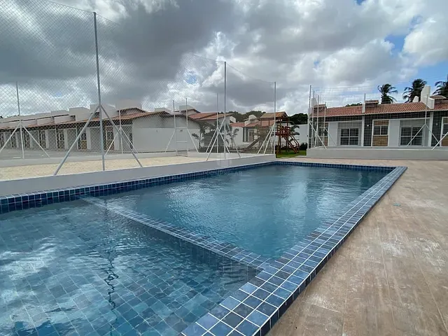 Casa 2 quartos e 2 banheiros, à venda, no bairro Curicaca em Caucaia