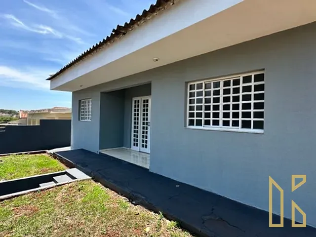 Casa 2 quartos e 1 banheiro, à venda, no bairro Nova em Londrina