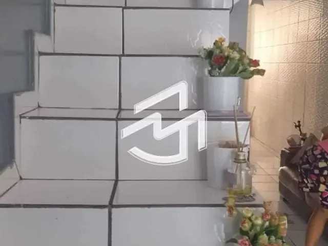 Casa 2 quartos e 3 banheiros, à venda, no bairro Telégrafo Sem Fio em Belém
