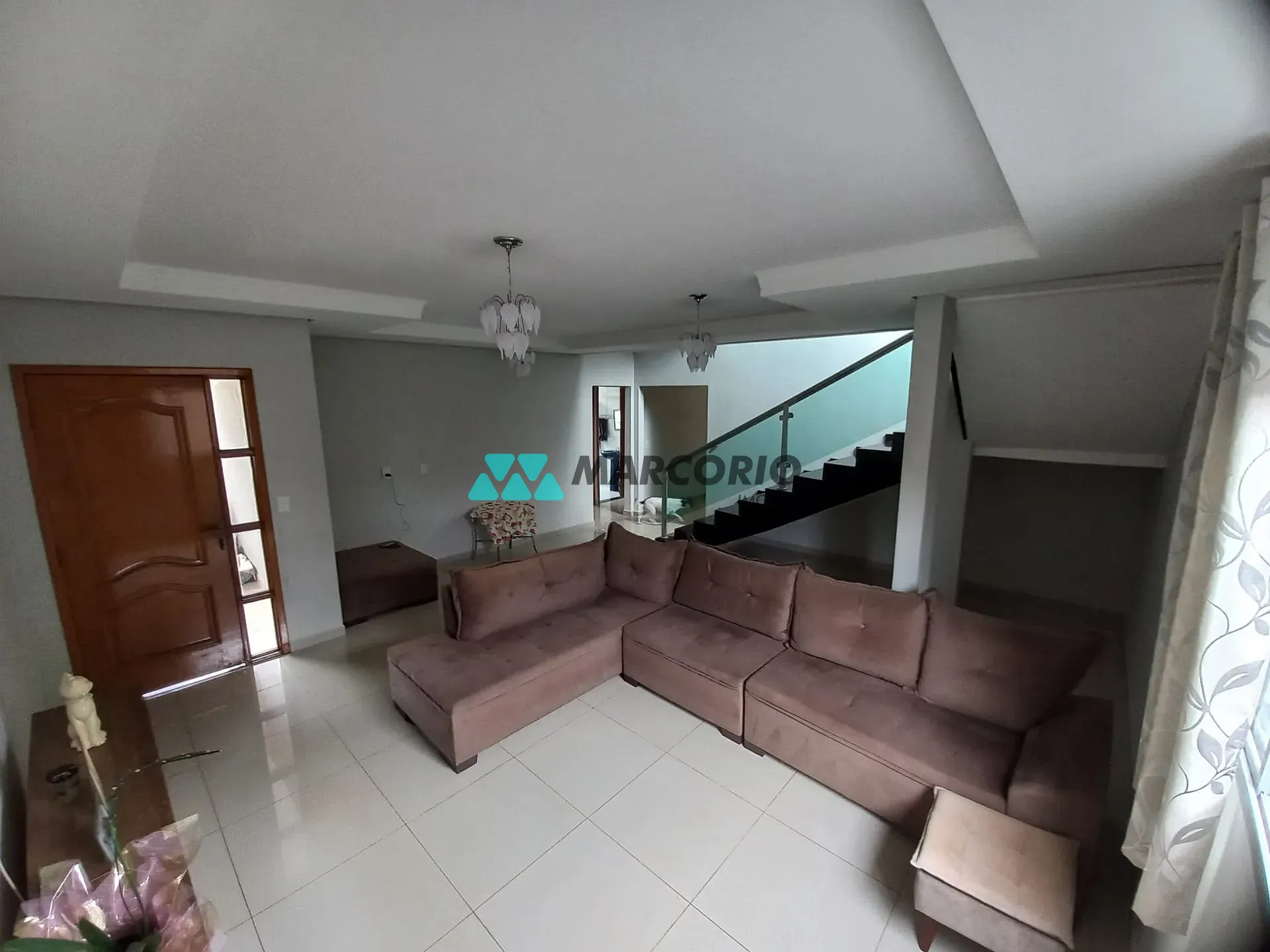 Sobrado, 6 quartos, 306 m² - Foto 2