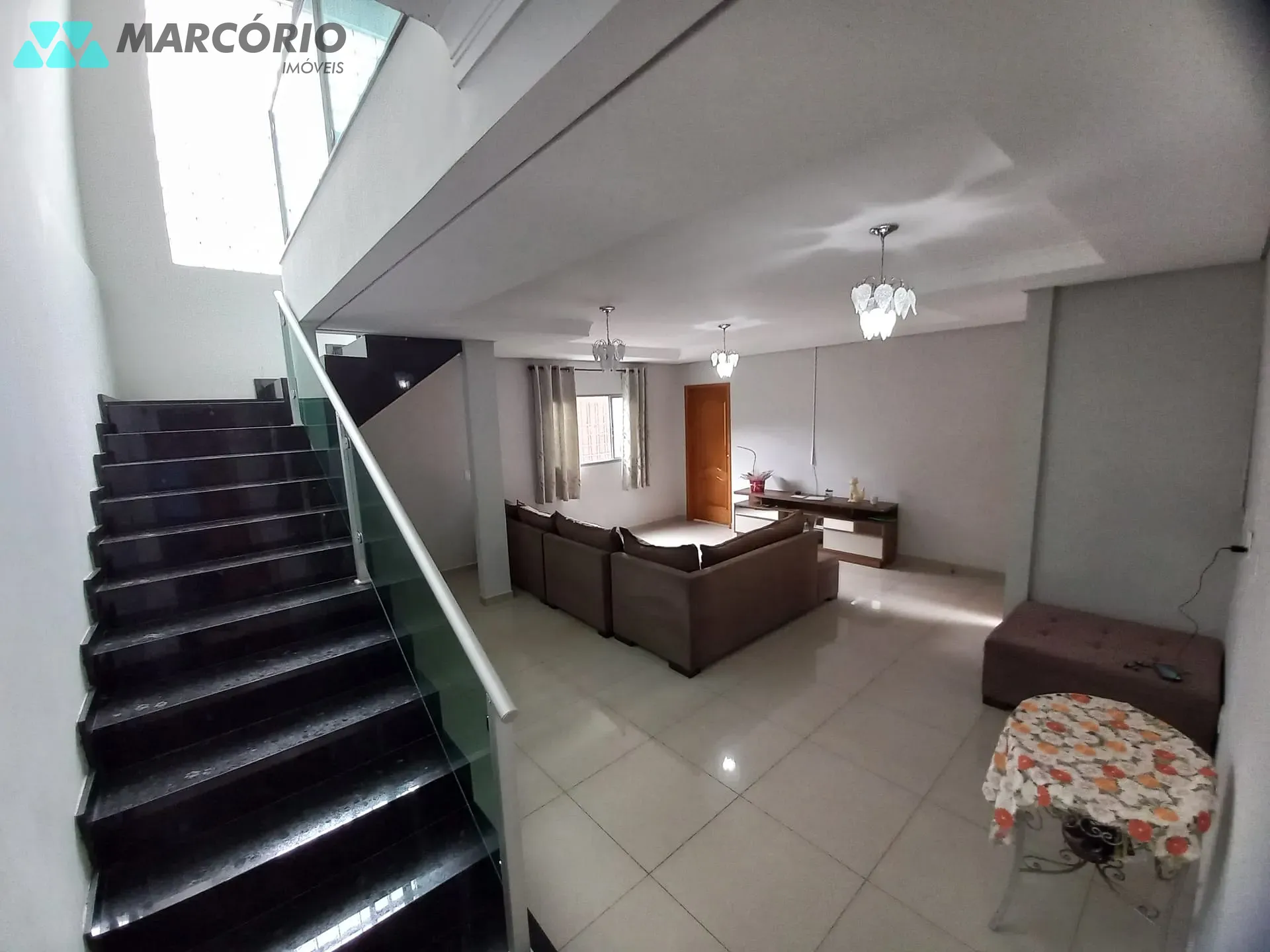 Sobrado, 6 quartos, 306 m² - Foto 3