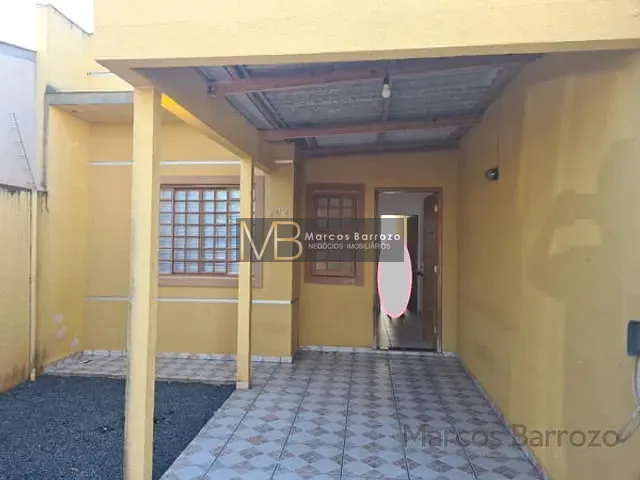 Casa com 130m² 2 quartos e 2 banheiros, à venda, no bairro Jardim Pequena Londres em Londrina