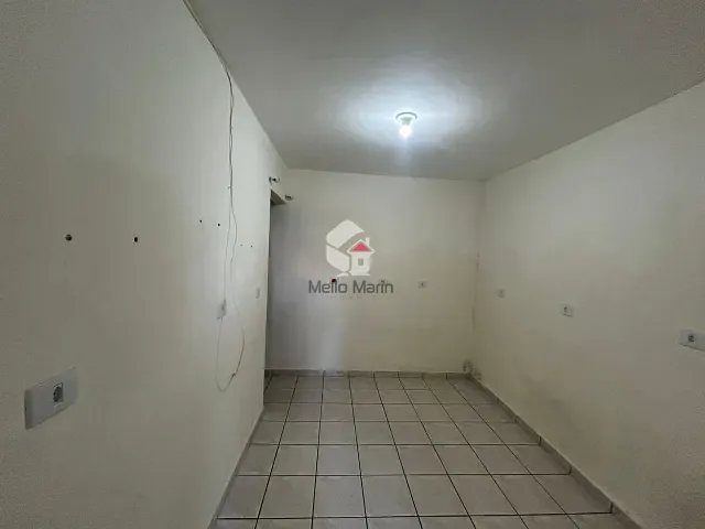 Casa 1 quarto e 1 banheiro, para alugar, no bairro Jardim Bonança em Osasco