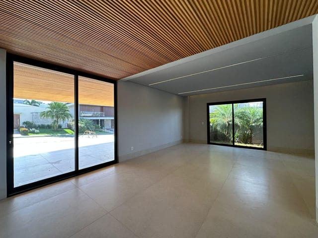 Casa com 659m² 4 quartos e 7 banheiros, à venda, no bairro Jardins Milão em Goiânia