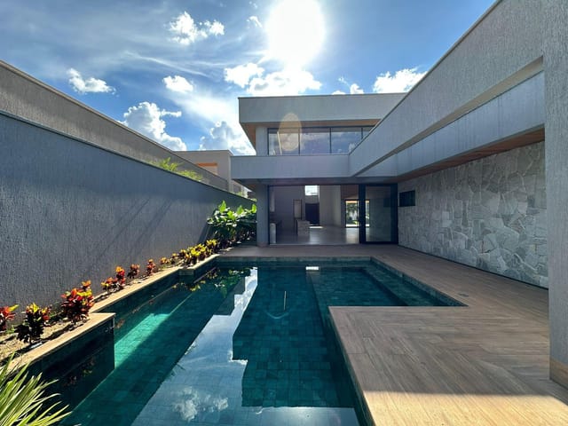 Casa com 659m² 4 quartos e 7 banheiros, à venda, no bairro Jardins Milão em Goiânia