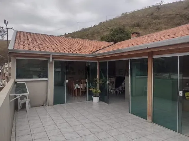 Casa com 102m² 3 quartos e 1 banheiro, à venda, no bairro São Sebastiao em Itajubá
