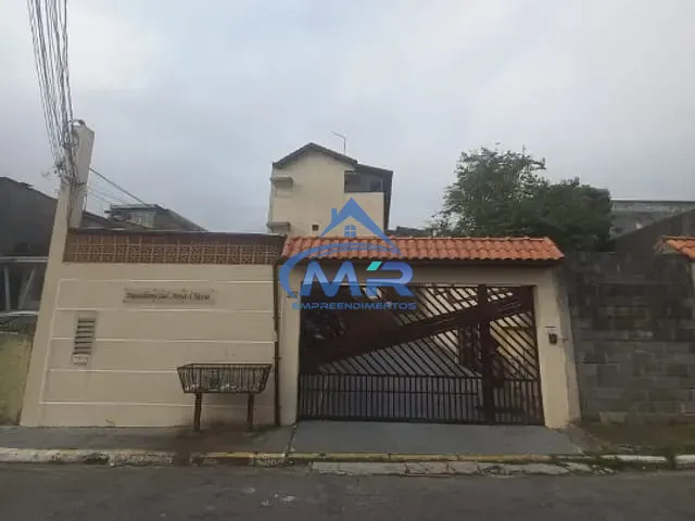 Casa 3 quartos e 2 banheiros, à venda, no bairro Vila Paranaguá em São Paulo