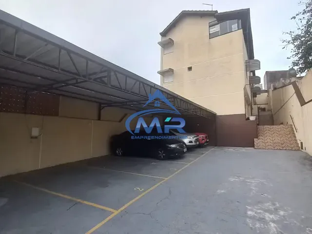 Casa 3 quartos e 2 banheiros, à venda, no bairro Vila Paranaguá em São Paulo