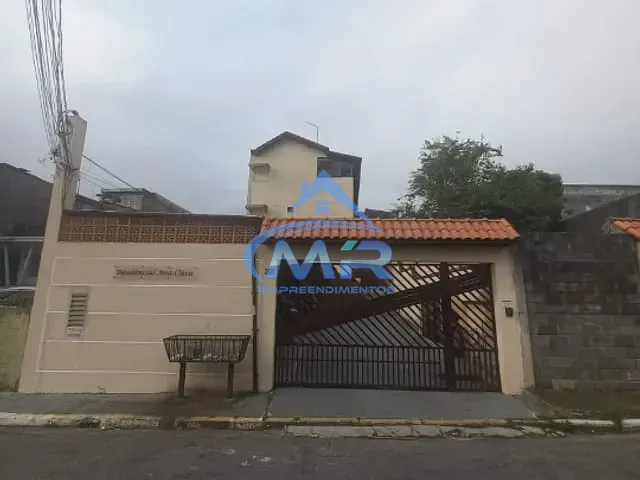 Casa 3 quartos e 2 banheiros, à venda, no bairro Vila Paranaguá em São Paulo