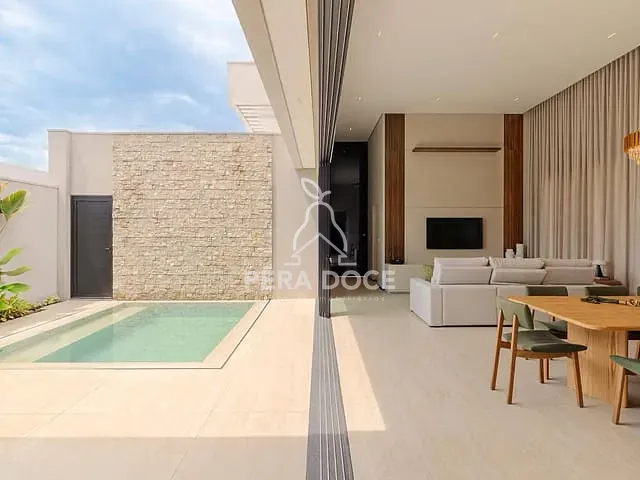 Casa com 385m² 3 quartos e 5 banheiros, à venda, no bairro Recreio dos Bandeirantes em Uberaba