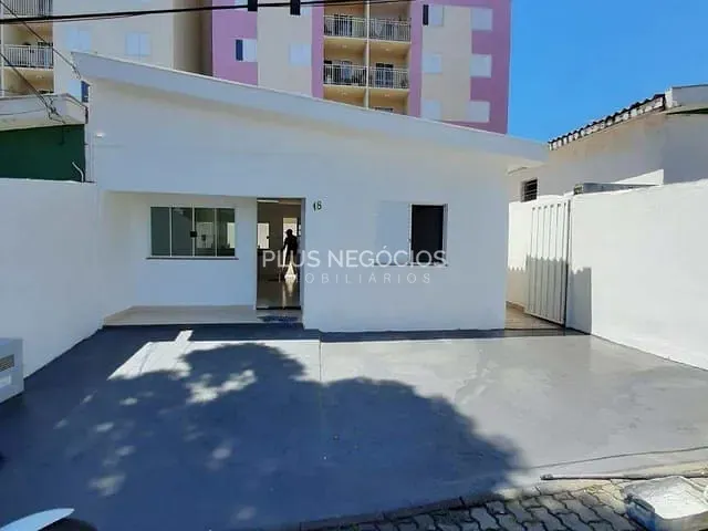 Casa 2 quartos e 1 banheiro, à venda, no bairro Recreio Marajoara em Sorocaba