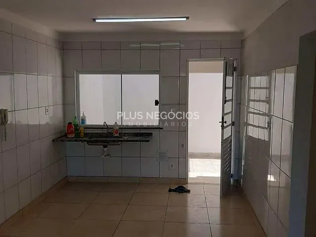 Casa 2 quartos e 1 banheiro, à venda, no bairro Recreio Marajoara em Sorocaba