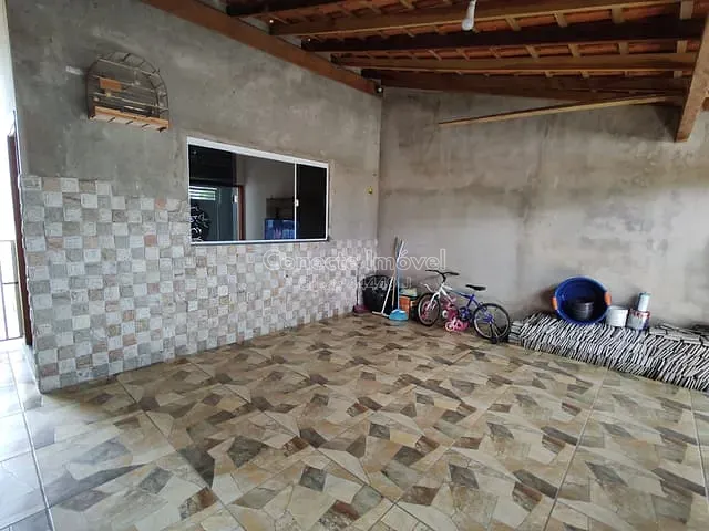 Casa com 200m² 3 quartos e 2 banheiros, à venda, no bairro Vila Primavera em Jaguariúna