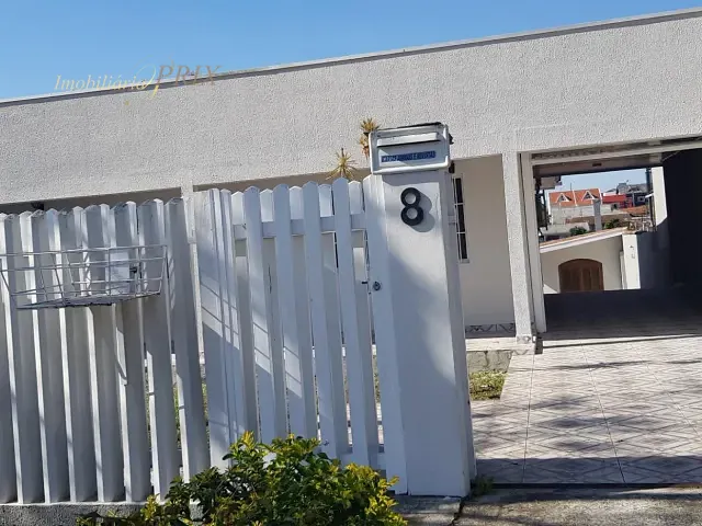 Casa com 407m² 3 quartos e 3 banheiros, para alugar, no bairro Portão em Curitiba