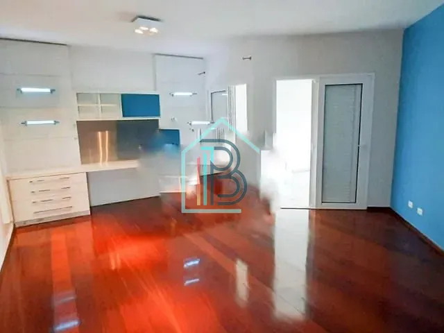 Casa com 720m² 3 quartos e 7 banheiros, à venda, no bairro Granja Viana em Cotia