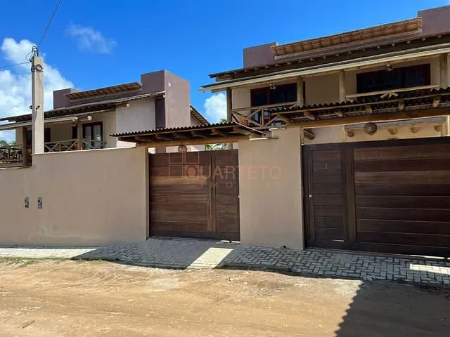 Casa com 155m² 2 quartos e 2 banheiros, à venda ou para alugar, no bairro Arraial D'Ajuda em Porto Seguro