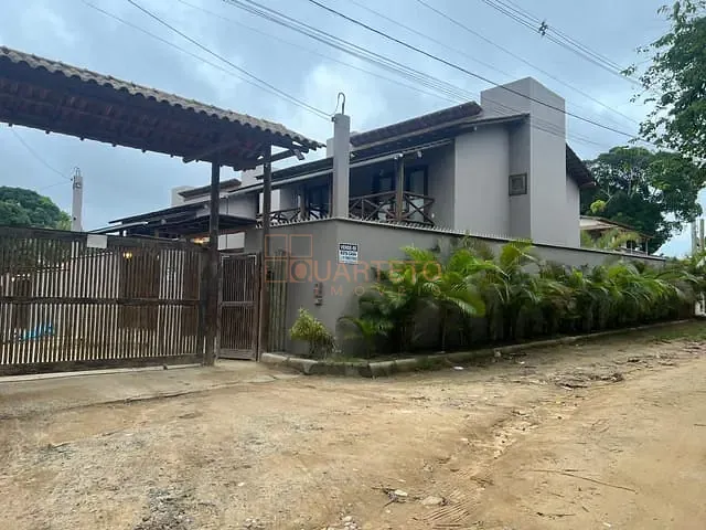 Casa com 155m² 2 quartos e 2 banheiros, à venda ou para alugar, no bairro Arraial D'Ajuda em Porto Seguro